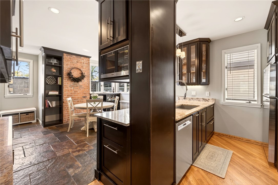 517 Park Avenue Rochester, NY 14607 - Photo 20 of 50