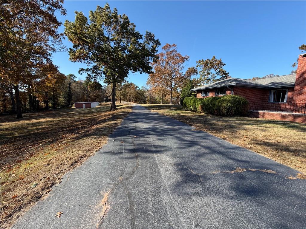 1530 Lost Mountain Road Powder Springs, GA 30127 - Photo 5 of 33