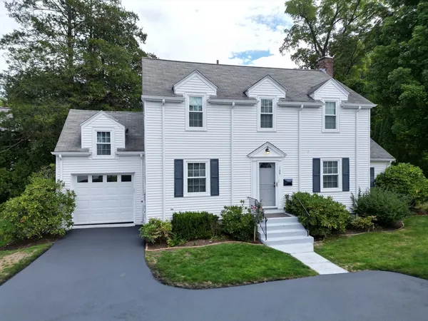 $1,699,000 | 108 Glen Avenue, Unit 108, Newton, MA 02459