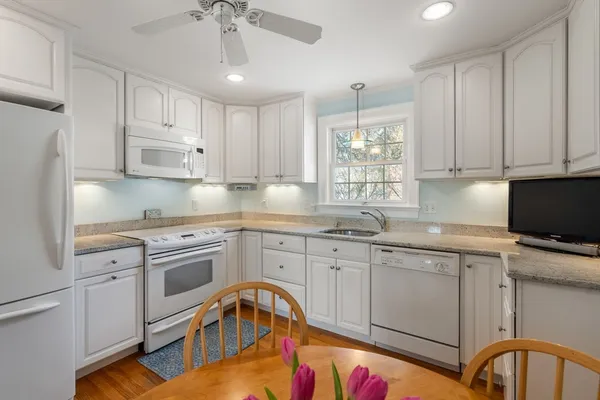 $1,649,000 | 108 Glen Avenue, Unit 108, Newton, MA 02459