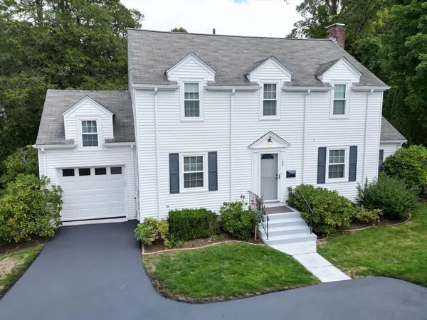 $1,649,000 | 108 Glen Avenue, Unit 108, Newton, MA 02459
