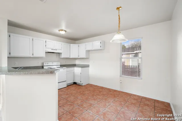 $1,000 | 212 Bynum Avenue, Unit 2, San Antonio, TX 78211