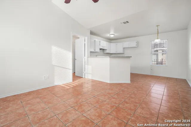 $1,000 | 212 Bynum Avenue, Unit 2, San Antonio, TX 78211