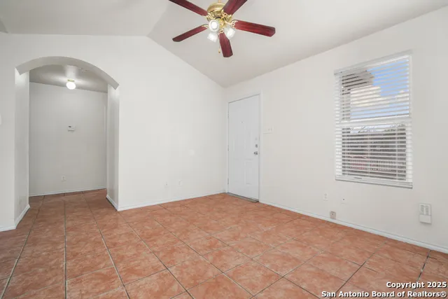$1,000 | 212 Bynum Avenue, Unit 2, San Antonio, TX 78211