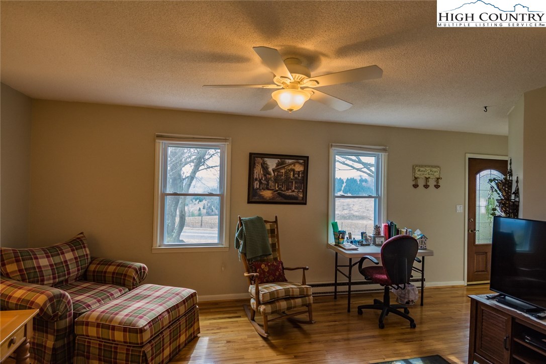 1435 Friendship Road Jefferson, NC 28640 - Photo 7 of 36 Gallery Image 7