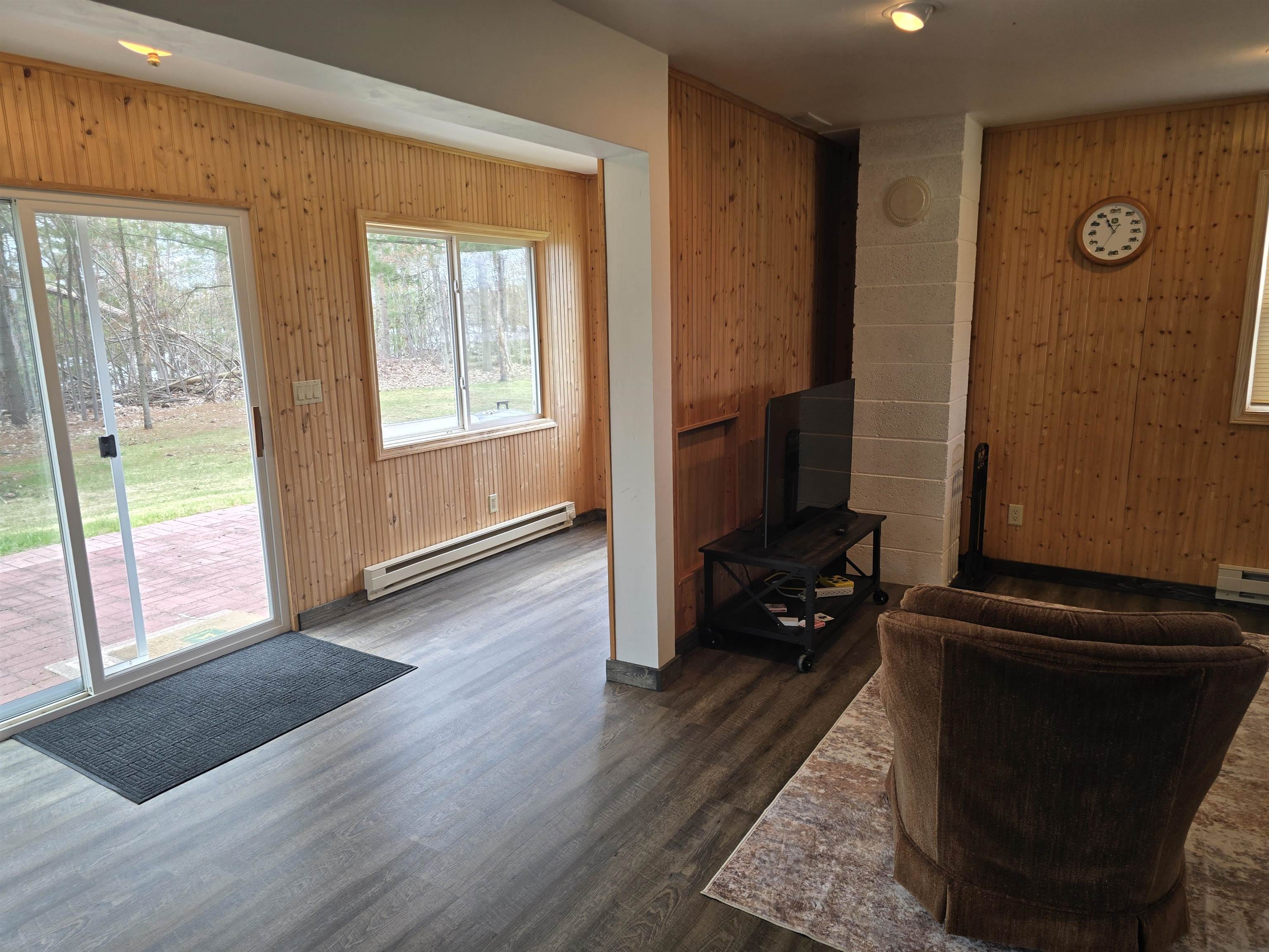 11922 Highway 32 Suring, WI 54174 - Photo 8 of 17