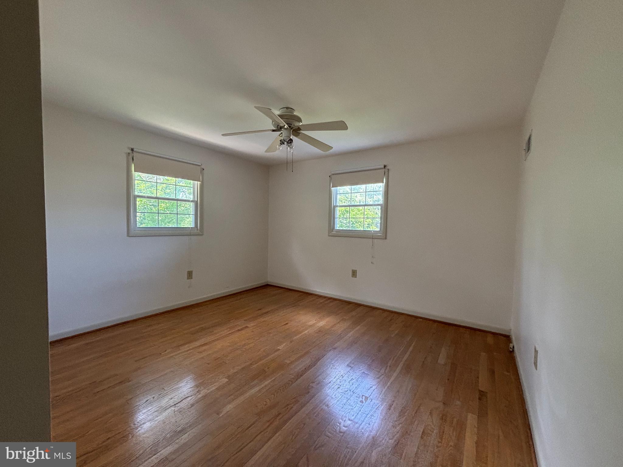 6519 Winnepeg Road Bethesda, MD 20817 - Photo 17 of 38 Bedroom
