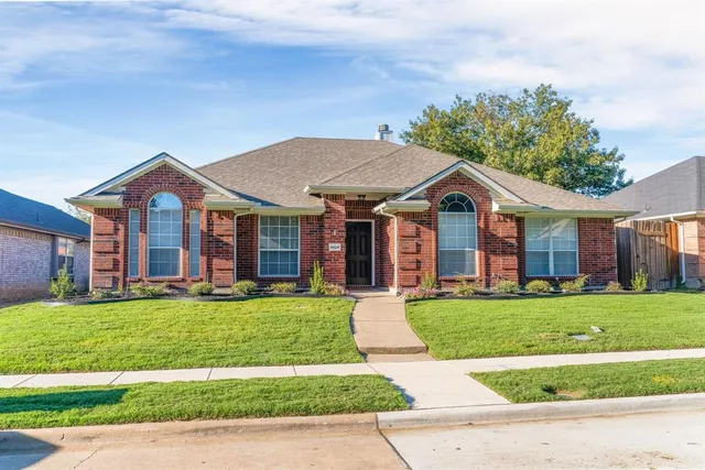 $2,600 | 4824 Spanish Moss Drive, McKinney, TX 75070