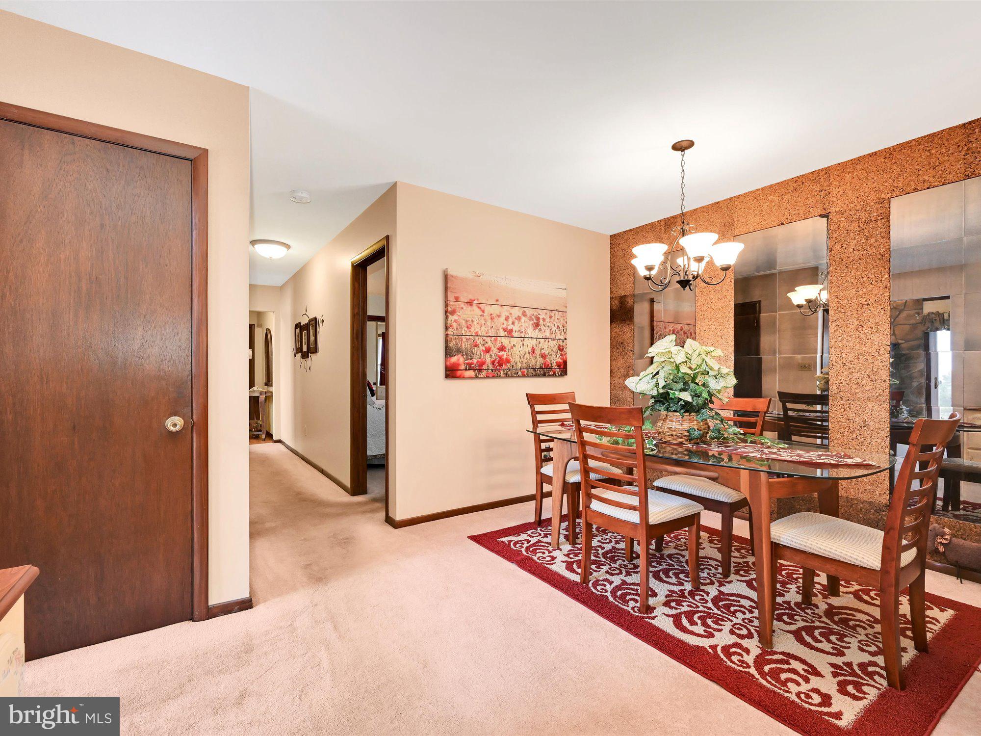 607 Ridgeview Road South Elizabethtown, PA 17022 - Photo 11 of 28 Dining Room