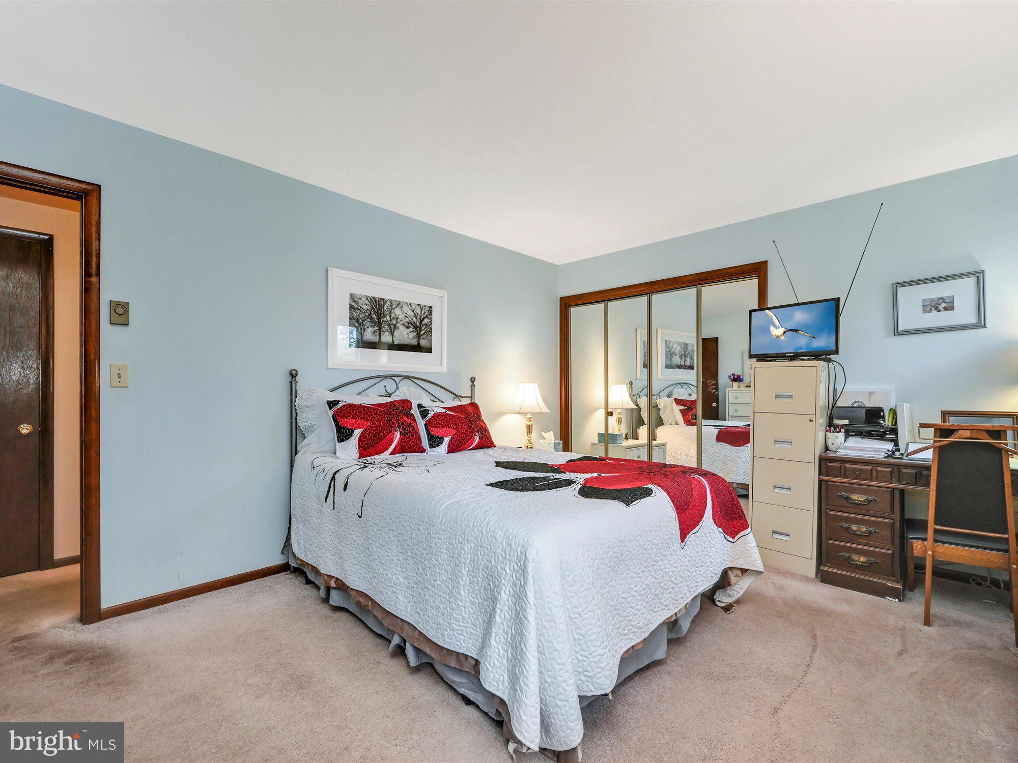 607 Ridgeview Road South Elizabethtown, PA 17022 - Photo 20 of 28 Primary Bedroom