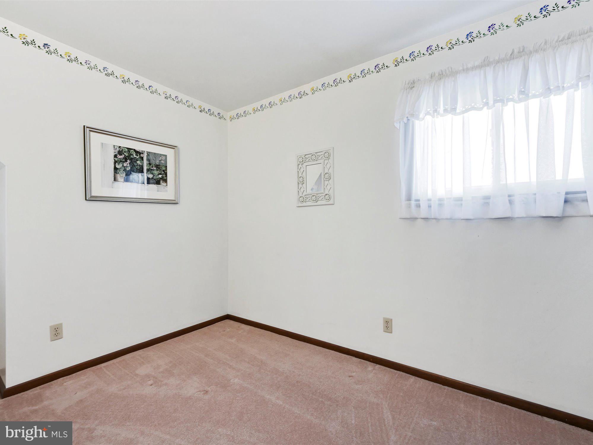 607 Ridgeview Road South Elizabethtown, PA 17022 - Photo 22 of 28 Bedroom 2