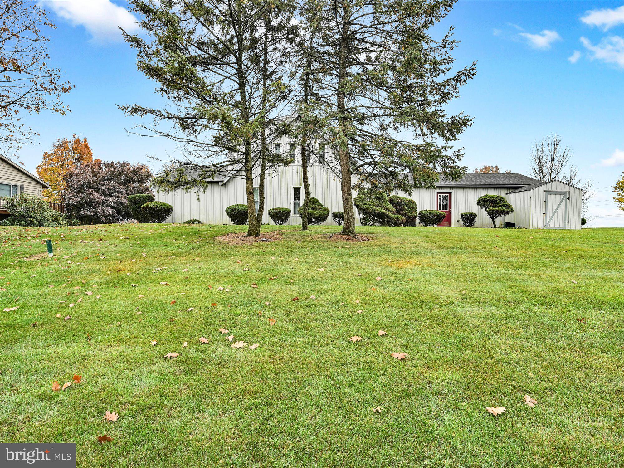 607 Ridgeview Road South Elizabethtown, PA 17022 - Photo 28 of 28 Rear