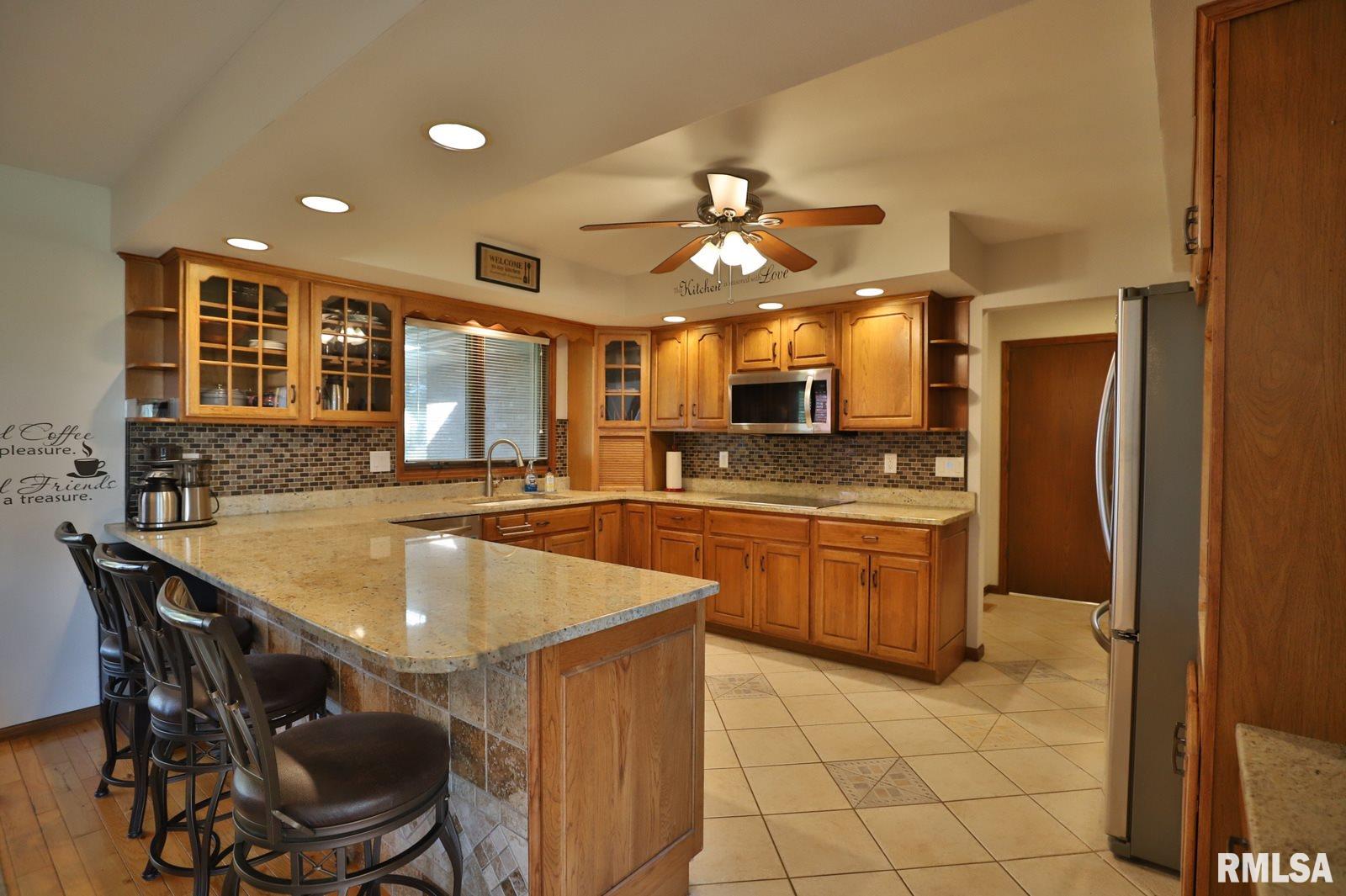 8020 North Radnor Road Peoria, IL 61614 - Photo 29 of 46 Gallery Image 29