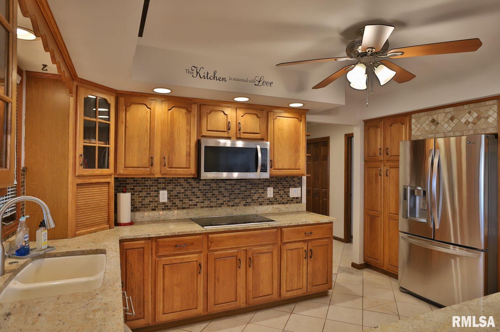 8020 North Radnor Road Peoria, IL 61614 - Photo 30 of 46 Gallery Image 30