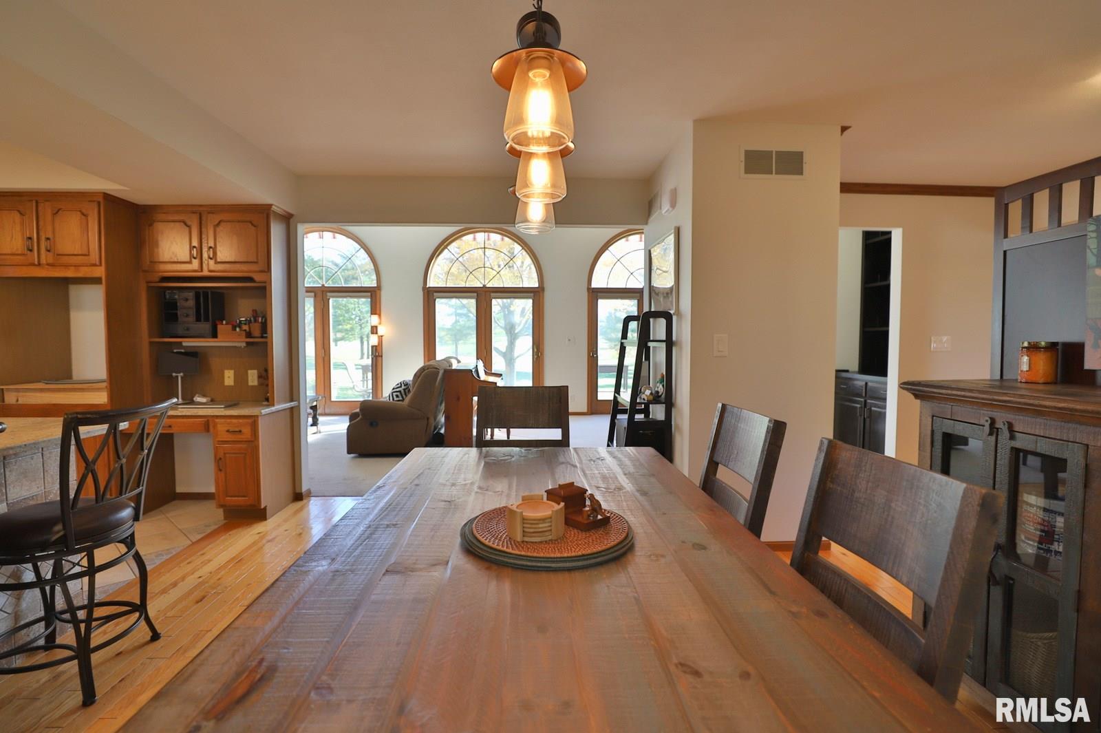 8020 North Radnor Road Peoria, IL 61614 - Photo 32 of 46 Gallery Image 32
