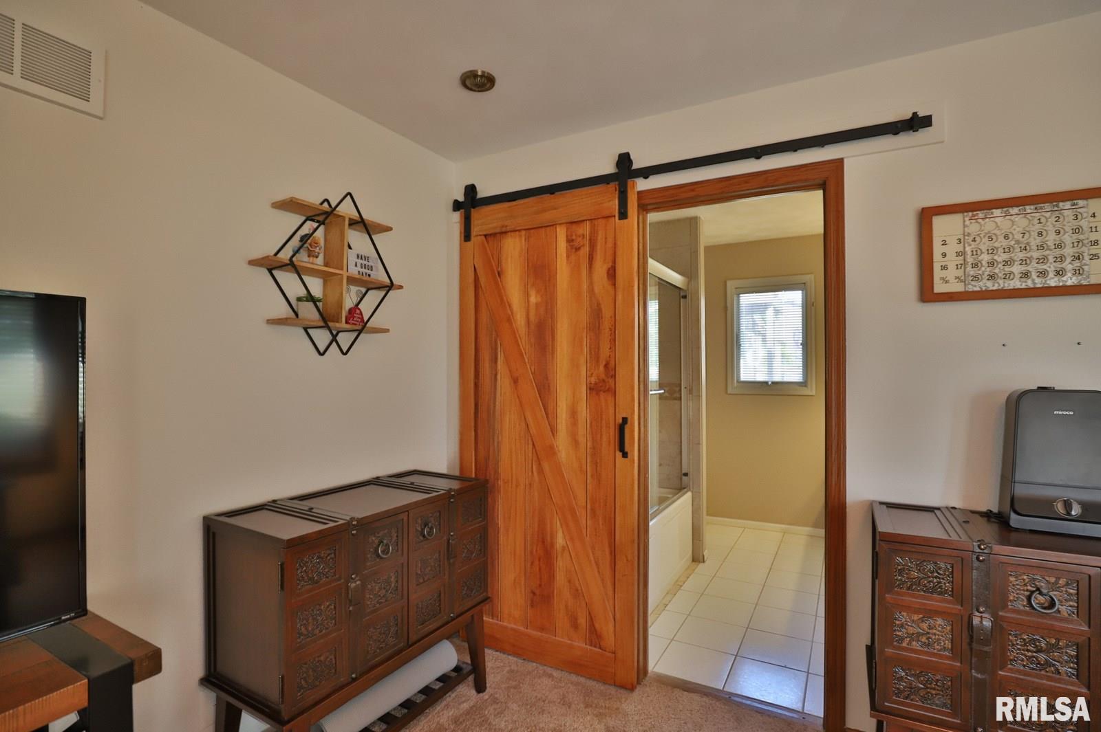 8020 North Radnor Road Peoria, IL 61614 - Photo 39 of 46 Gallery Image 39