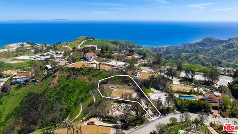 $900,000 | 23310 Pompano Street, Malibu, CA 90265