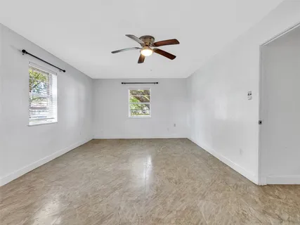 $425,000 | 3413 County Road 326, Alvin, TX 77511