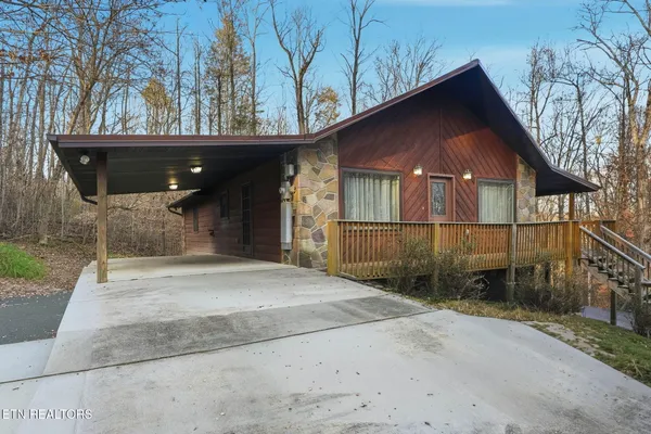 $699,000 | 320 Muscadine Court, Sevierville, TN 37876