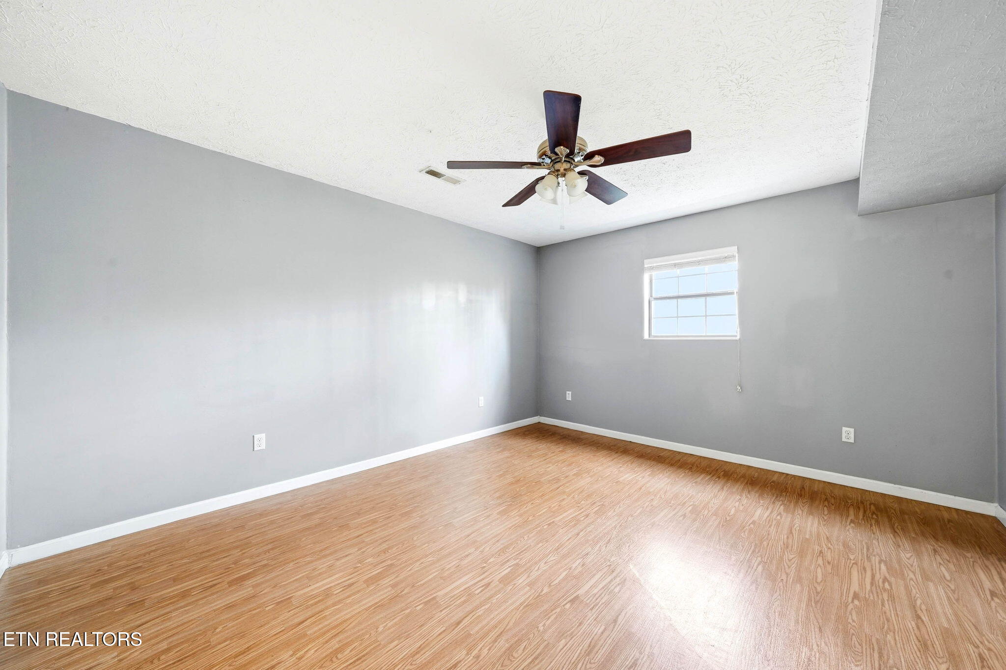 320 Muscadine Court Sevierville, TN 37876 - Photo 27 of 55 14-web-or-mls-320 muscadine-19