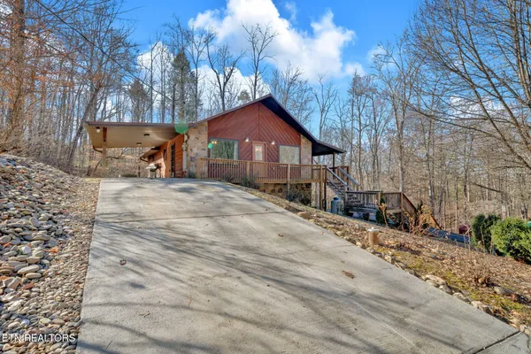 $699,000 | 320 Muscadine Court, Sevierville, TN 37876