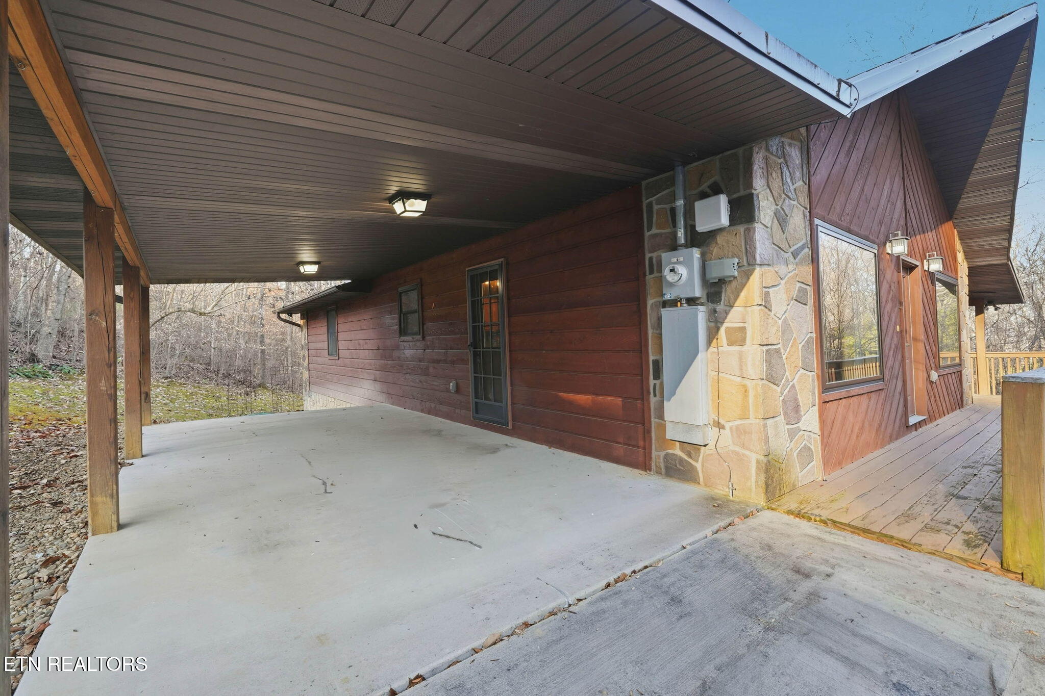 320 Muscadine Court Sevierville, TN 37876 - Photo 8 of 55 15-web-or-mls-320 muscadine-2