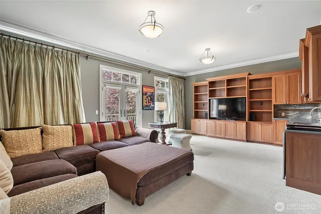 $5,180,000 | 9820 Northeast 16th Street, Bellevue, WA 98004