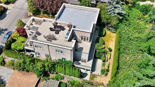 $5,180,000 | 9820 Northeast 16th Street, Bellevue, WA 98004
