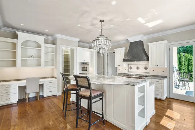 $5,180,000 | 9820 Northeast 16th Street, Bellevue, WA 98004