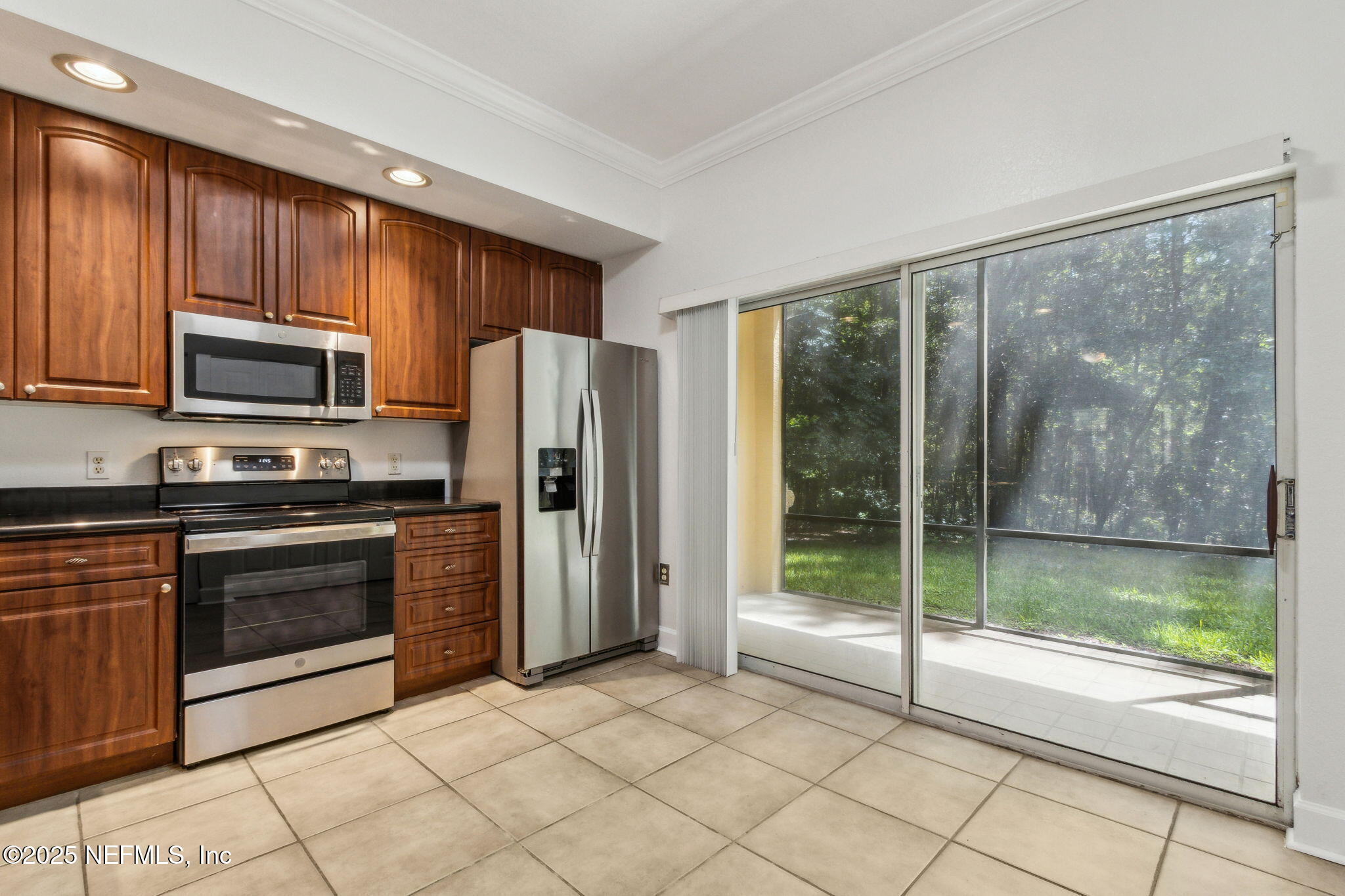 9745 Touchton Road, Unit 903 Jacksonville, FL 32246 - Photo 10 of 40 Kitchen