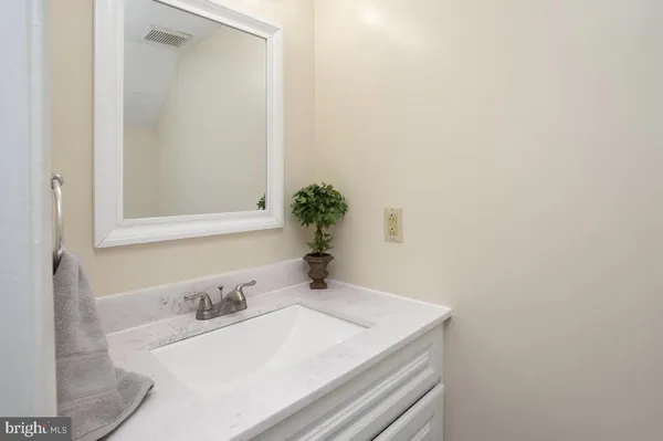 $2,500 | 6276 Whistlers Place, Waldorf, MD 20603