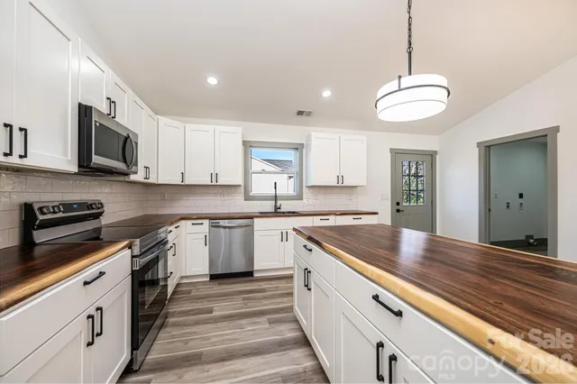 $274,900 | 2540 Icard School Road, Connelly Springs, NC 28612