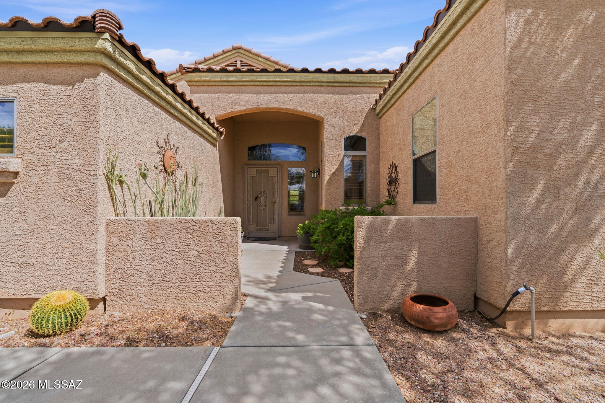 15044 North Rugged Lark Drive Tucson, AZ 85739 - Photo 3 of 46
