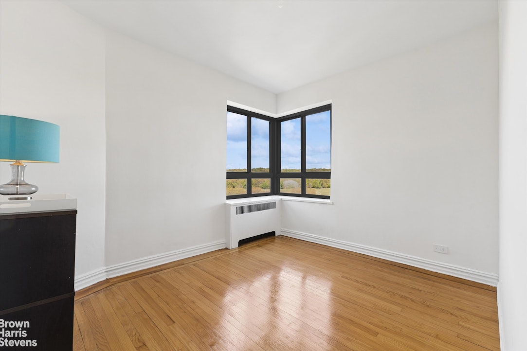 4445 Post Road, Unit 7D Bronx, NY 10471 - Photo 21 of 31