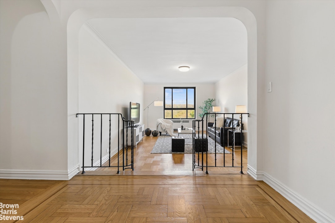 4445 Post Road, Unit 7D Bronx, NY 10471 - Photo 8 of 31