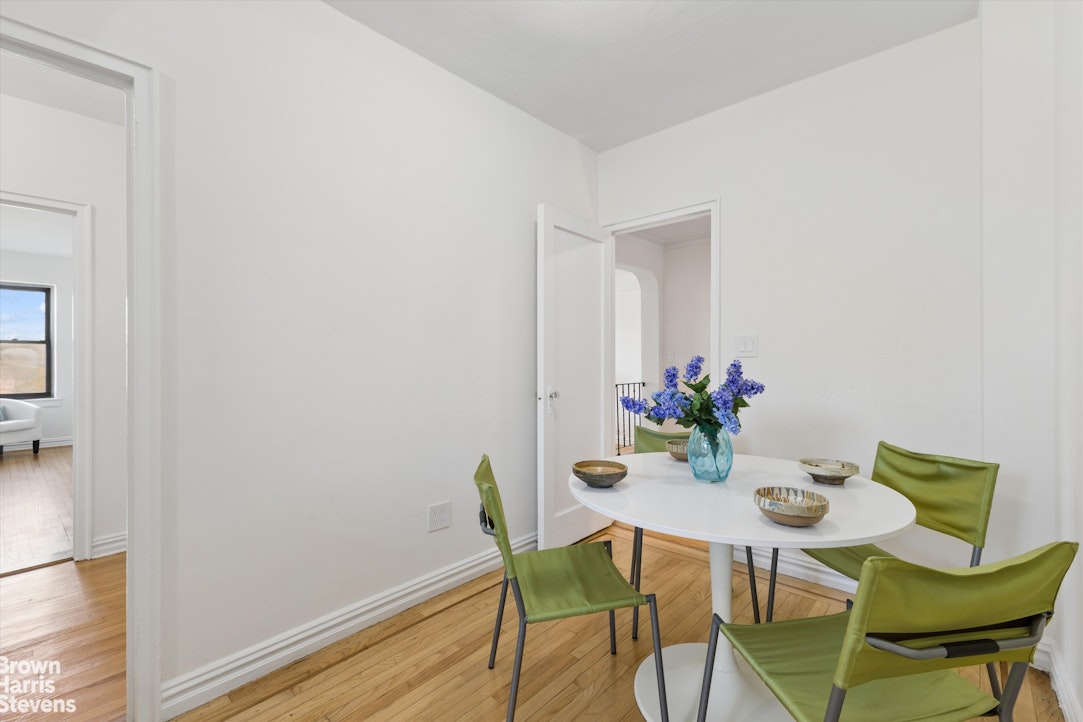 4445 Post Road, Unit 7D Bronx, NY 10471 - Photo 9 of 31
