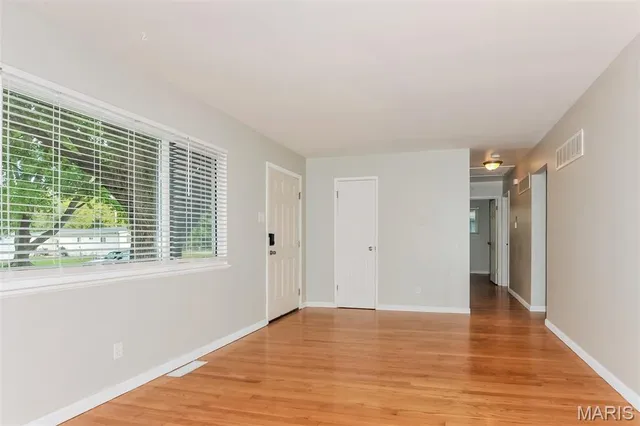 $1,680 | 330 Moule Drive, Florissant, MO 63031