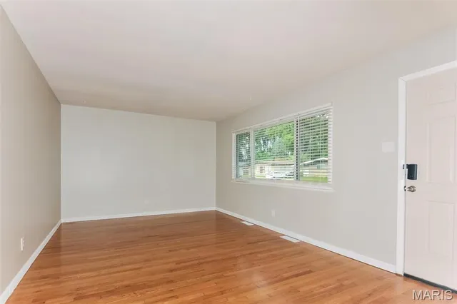 $1,680 | 330 Moule Drive, Florissant, MO 63031