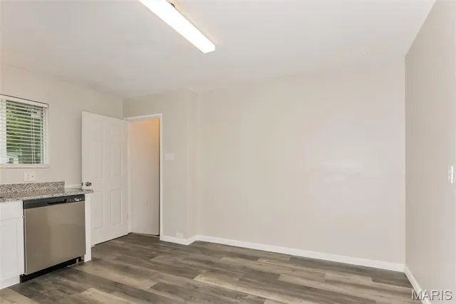 $1,680 | 330 Moule Drive, Florissant, MO 63031