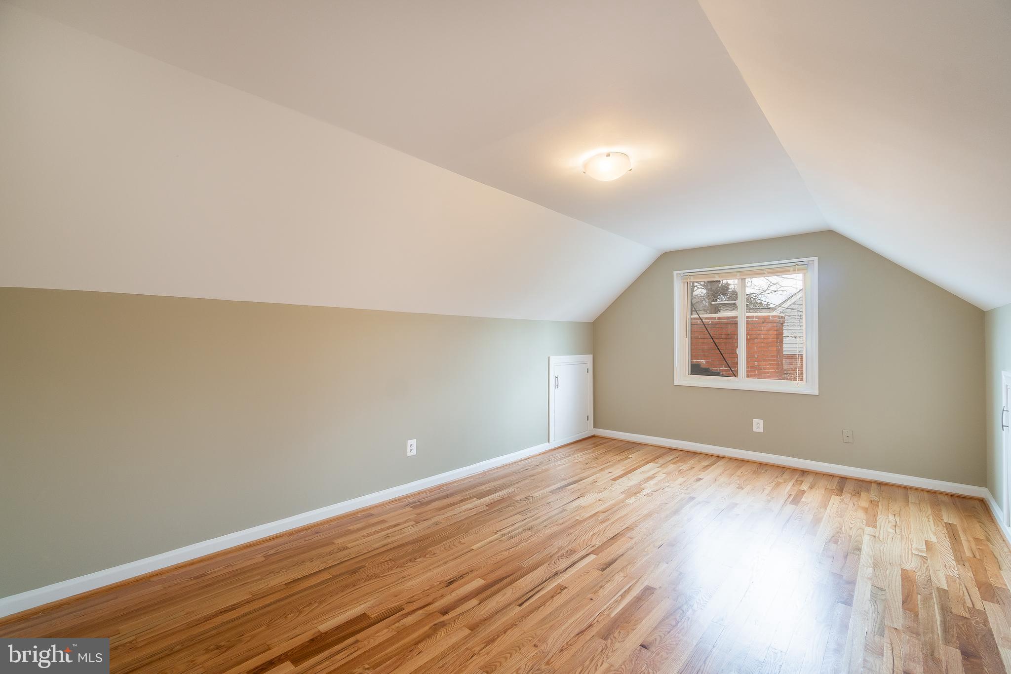 5929 Camberly Avenue Springfield, VA 22150 - Photo 14 of 36