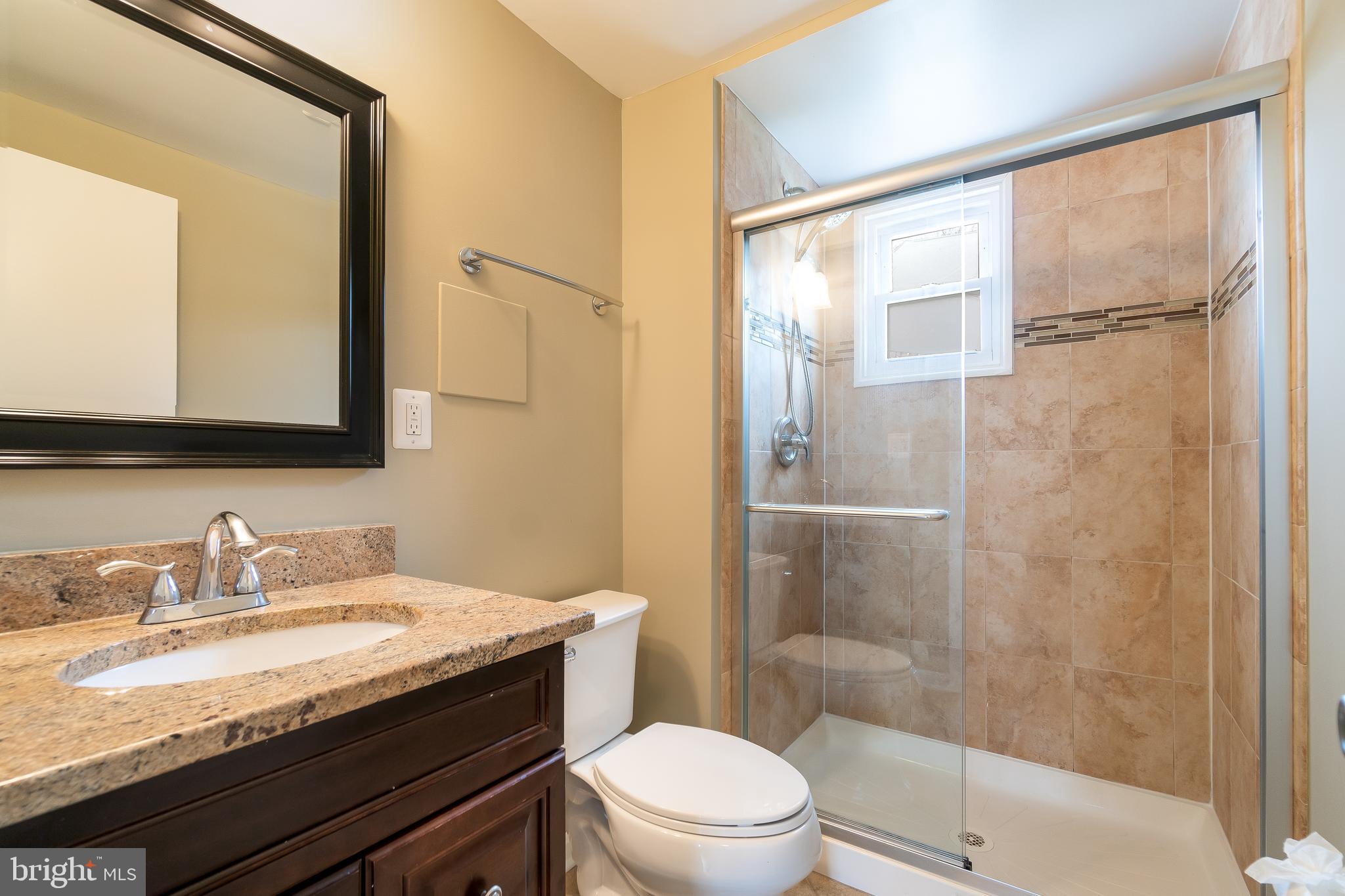 5929 Camberly Avenue Springfield, VA 22150 - Photo 19 of 36