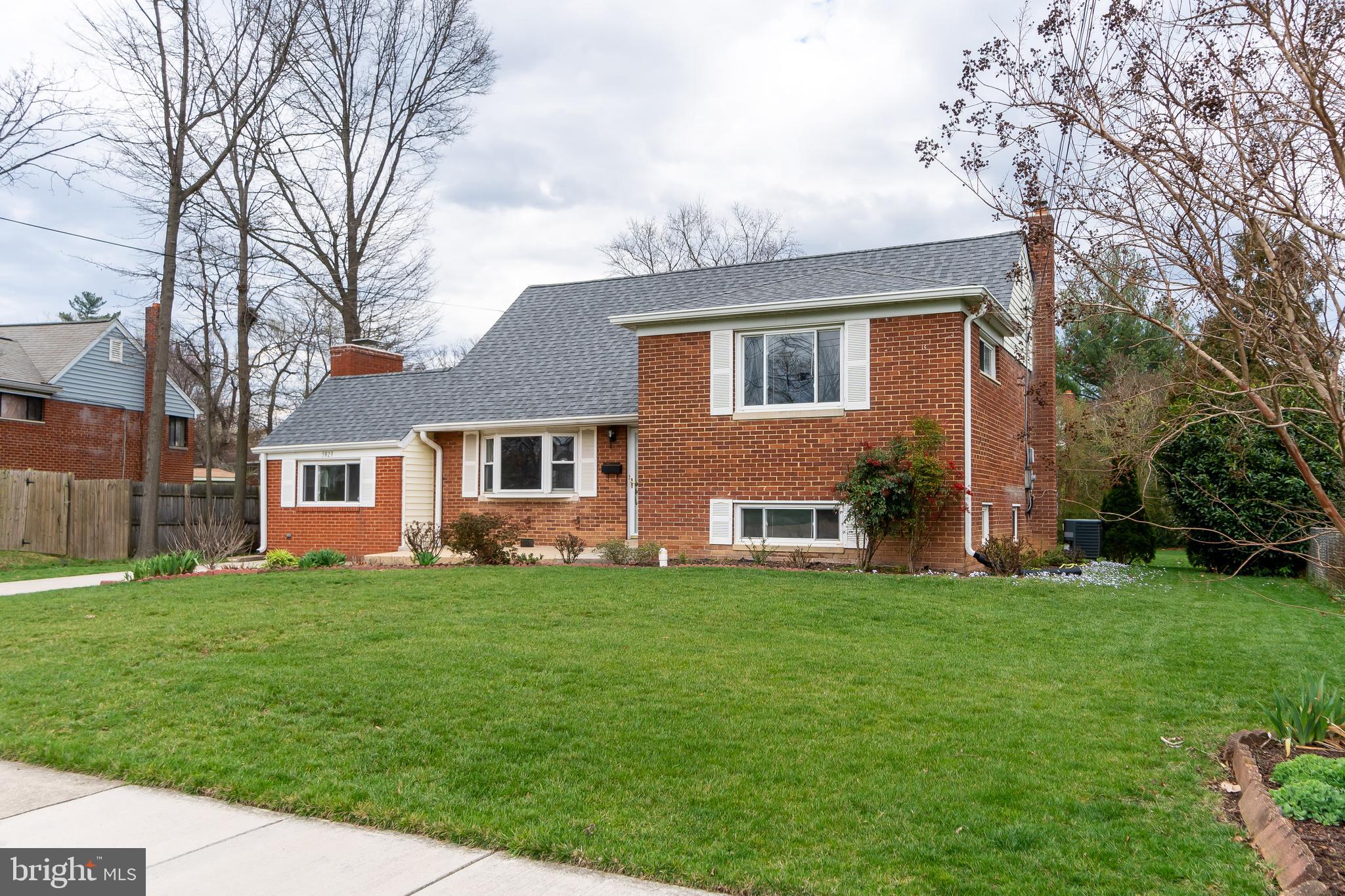 5929 Camberly Avenue Springfield, VA 22150 - Photo 35 of 36
