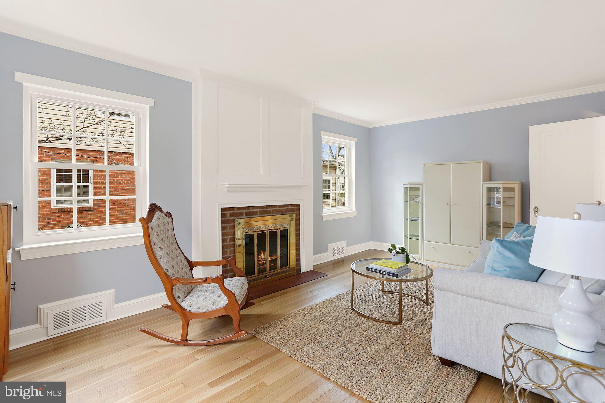 2602 Cameron Mills Road Alexandria, VA 22302 - Photo 3 of 44 Gallery Image 3