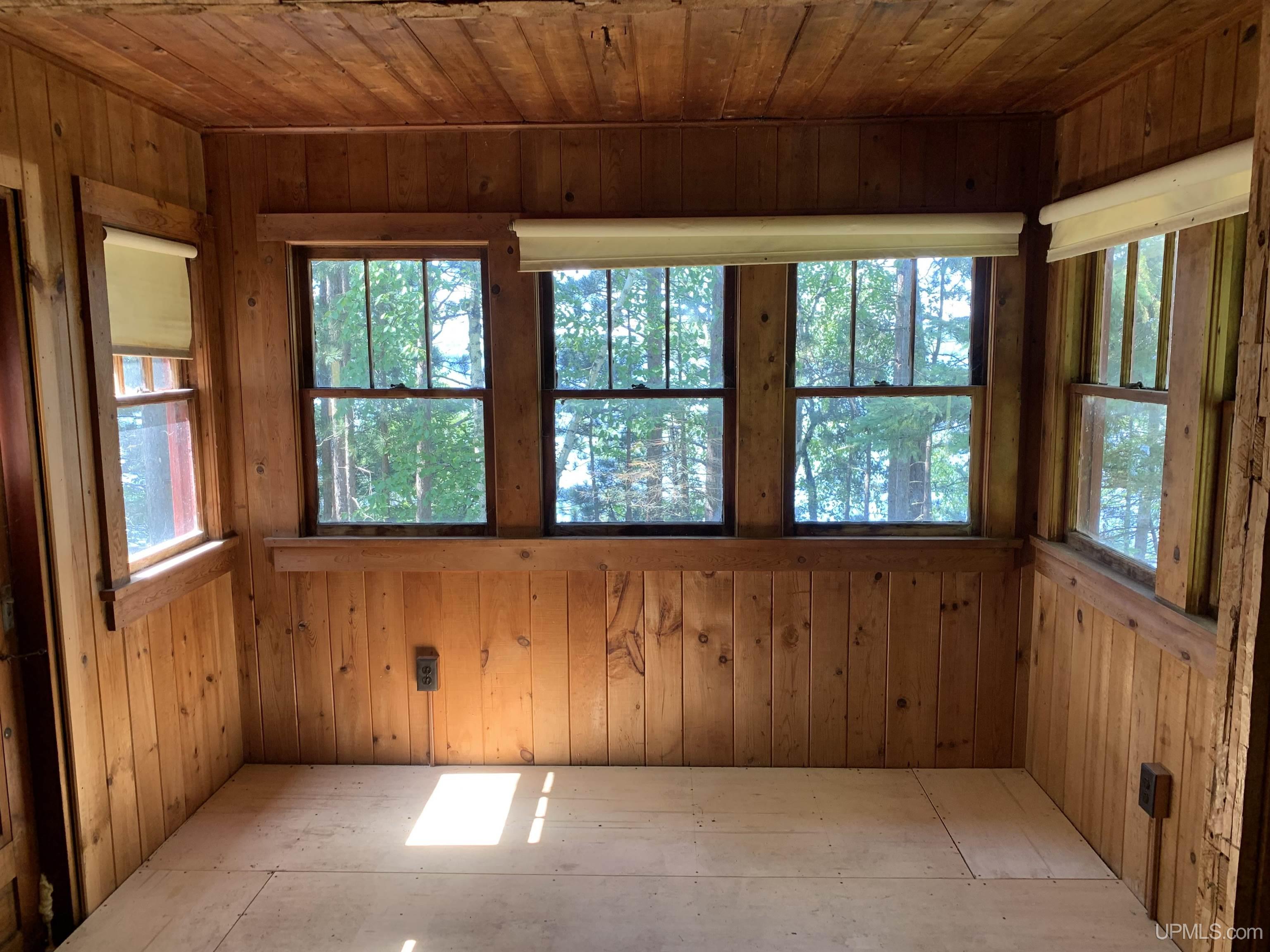 11095 East Shore Road Bergland, MI 49910 - Photo 17 of 24 Gallery Image 17