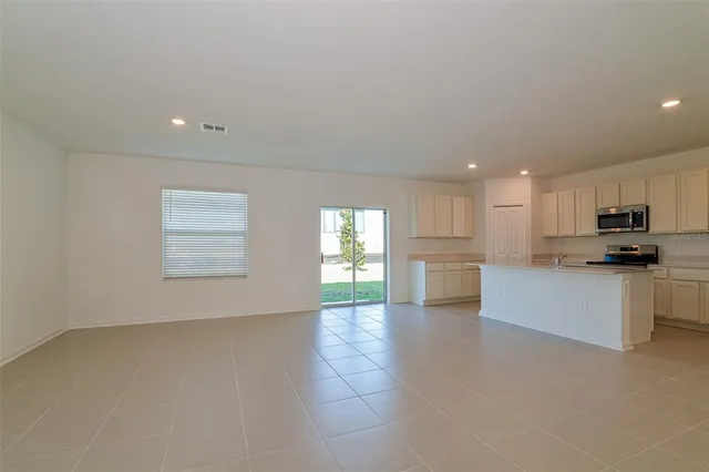 $2,045 | 4025 Old Ml Road, Haines City, FL 33844