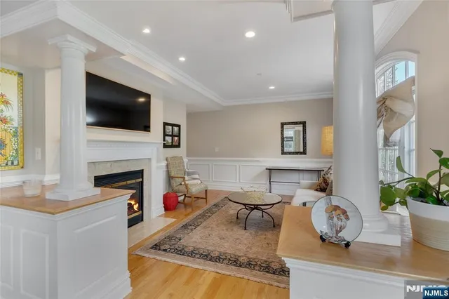 $690,000 | 58 Chestnut Street, Unit 1, Morristown, NJ 07960