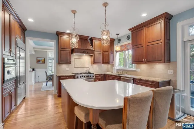 $690,000 | 58 Chestnut Street, Unit 1, Morristown, NJ 07960