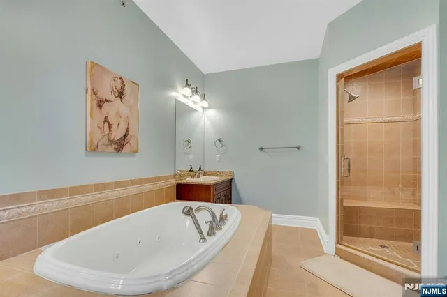 $690,000 | 58 Chestnut Street, Unit 1, Morristown, NJ 07960