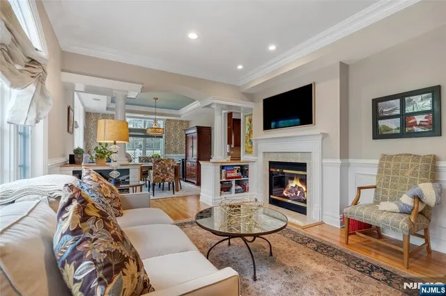 $690,000 | 58 Chestnut Street, Unit 1, Morristown, NJ 07960