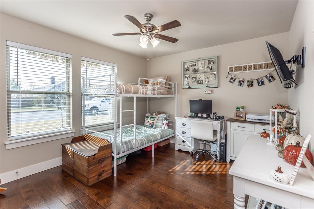 513 Pathfinder Street Collinsville, TX 76233 - Photo 16 of 40